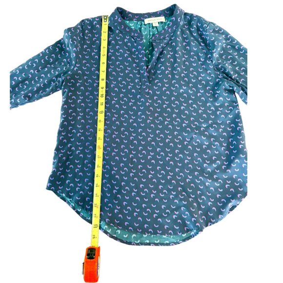 Amour Vert 100% Silk Blouse Navy Multicolor Print Size S Long Sleeve - Picture 9 of 16